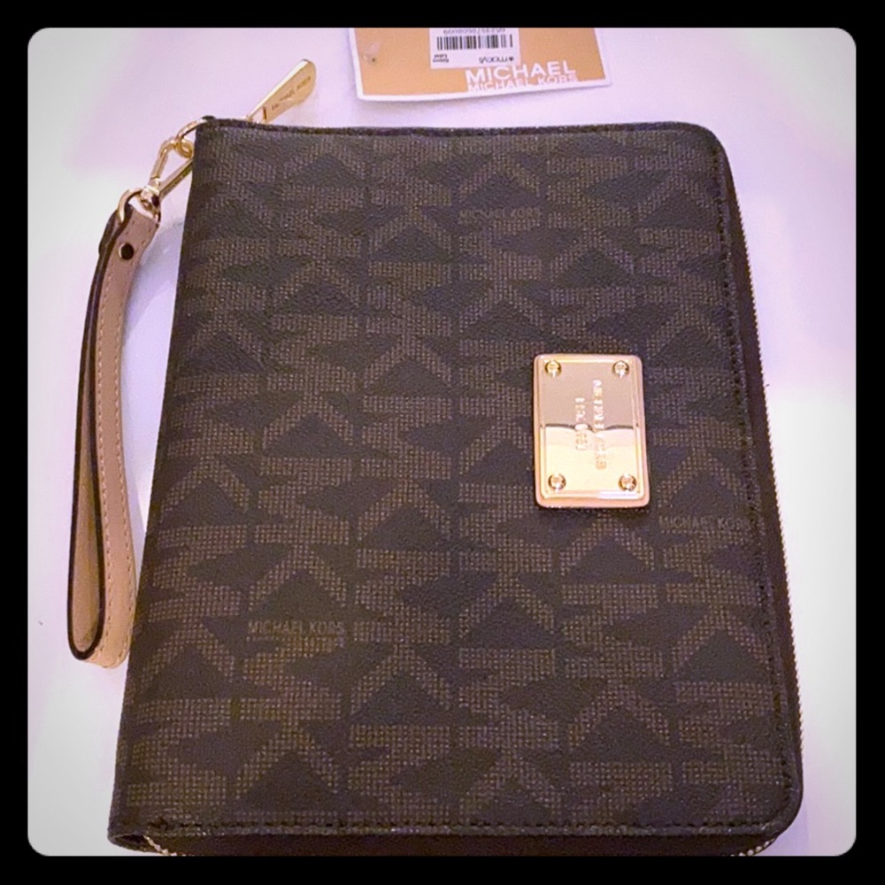 Michael Kors IPad case